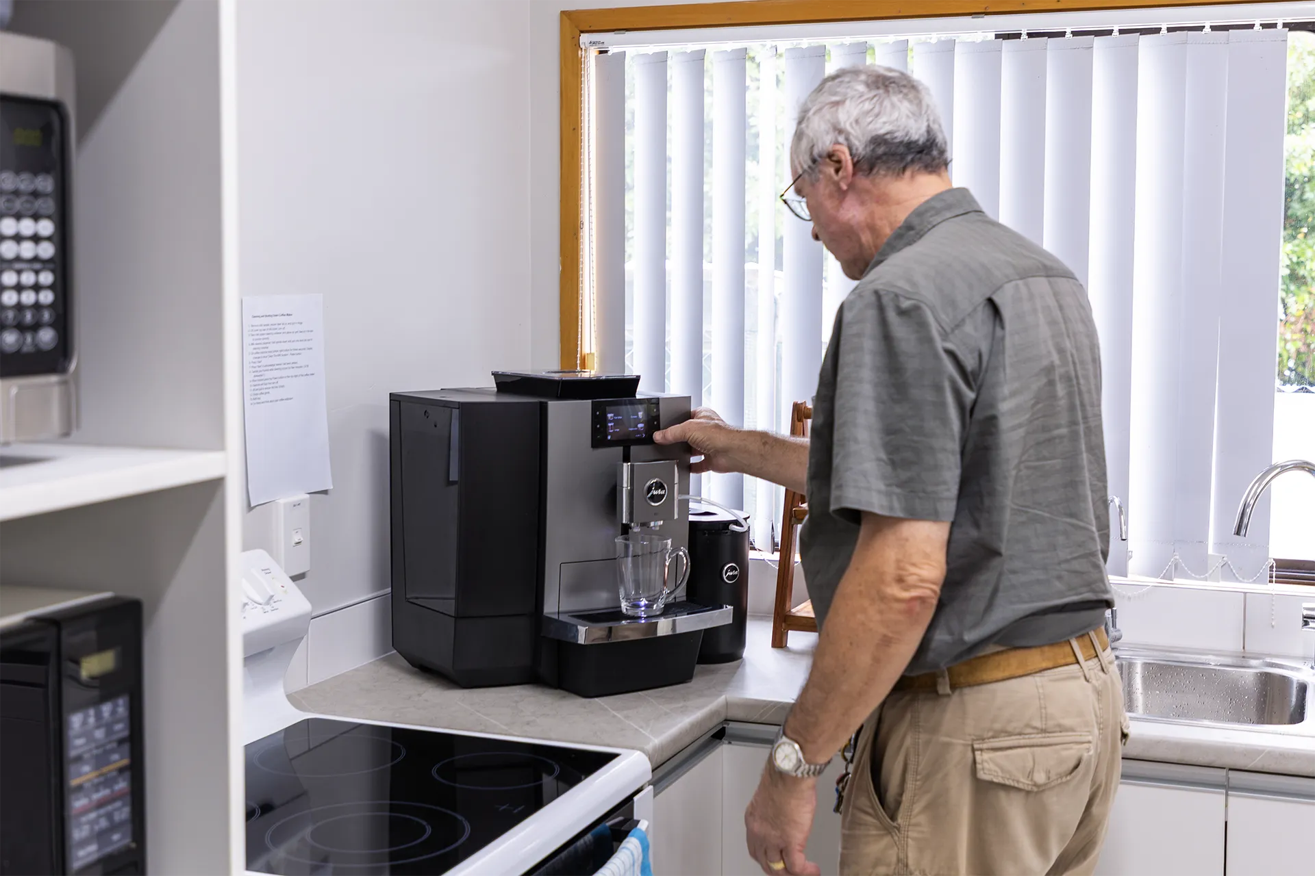Coffee Machine for School Staff Room 26A7126